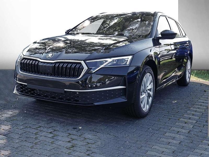 Schwarzmagic perleffekt Gebraucht 2025 Skoda Octavia Selection Kombi | 31.950 € (Superpreis) - Bild 1/4