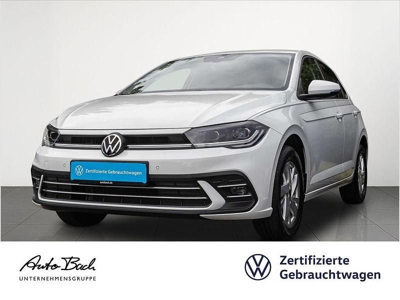 Weiß (pure white) Gebraucht 2022 VW Polo Style Limousine | 17.740 € (Fairer Preis) - Bild 1/4