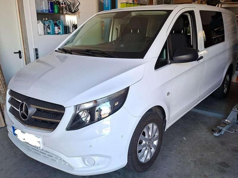 Weiß Gebraucht 2019 Mercedes Vito Van | 30.900 € - Bild 1/4