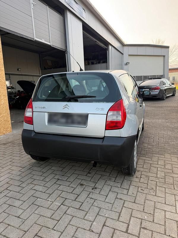 Gebraucht Citroën C2 65 PS (47 kW) 2007 Silber Kleinwagen