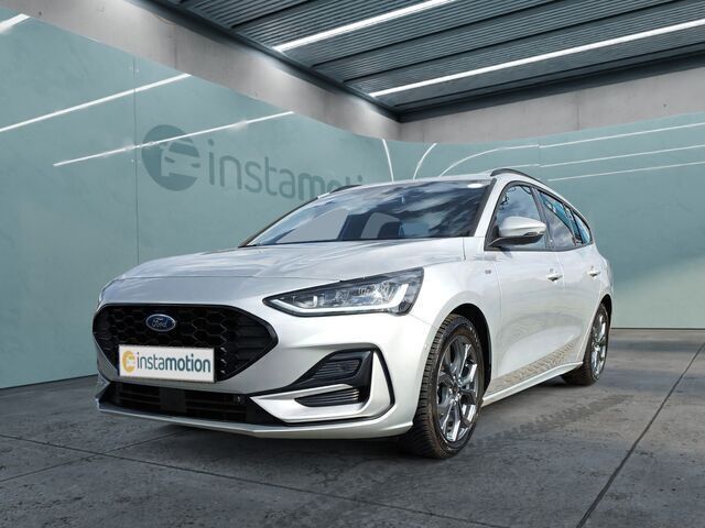 Silber Gebraucht 2023 Ford Focus ST-Line X Kombi | 27.090 € (Teuer) - Bild 1/2