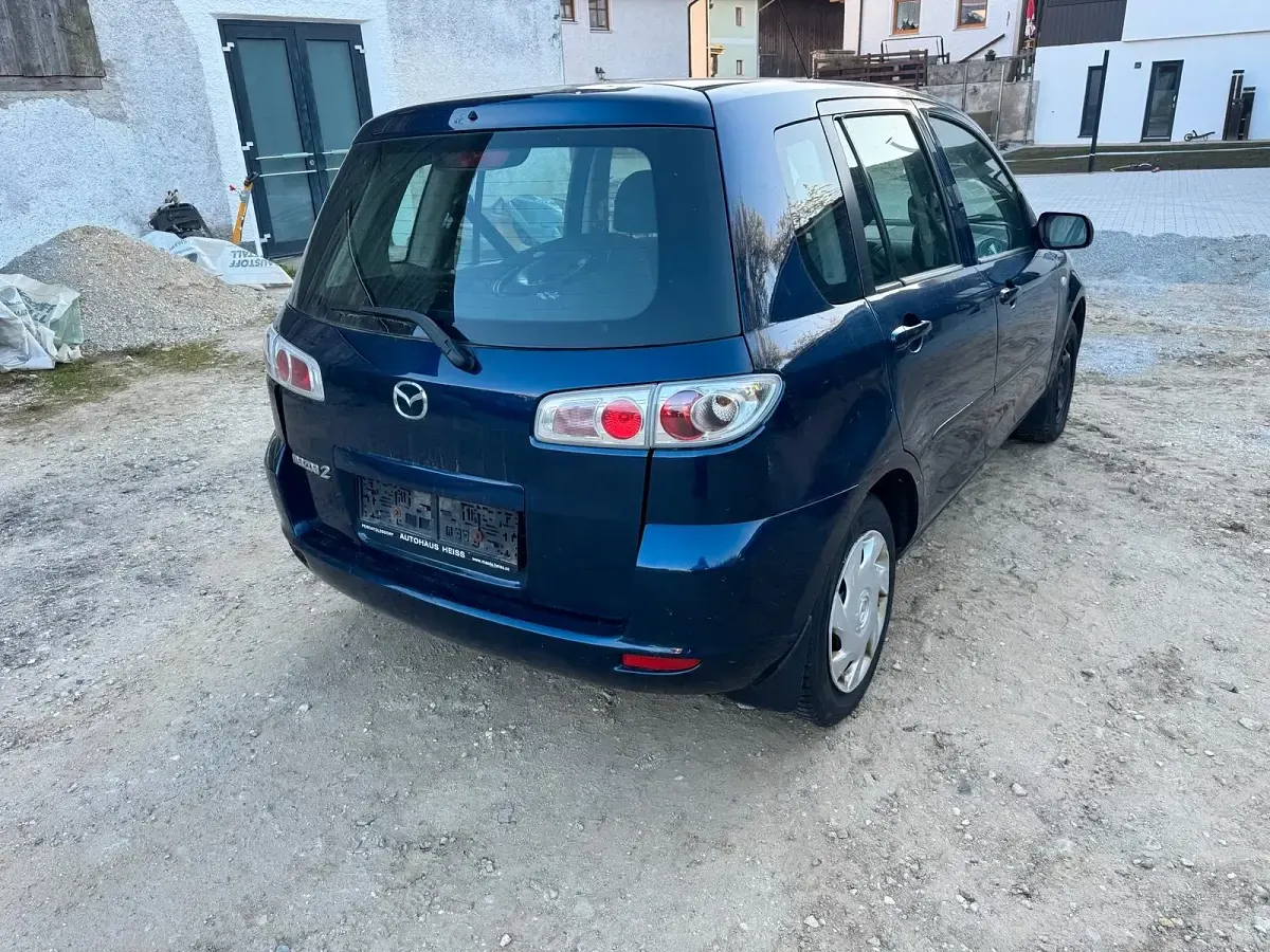 Brugt Mazda 2 75 HK (55 kW) 2005 Blå Hatchback