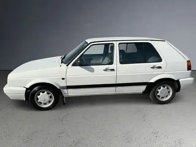 Brugt VW Golf II 90 HK (66 kW) 1990 Hvid Hatchback