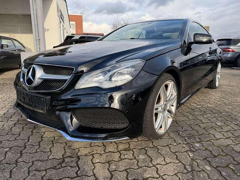 Gebraucht Mercedes E400 AMG 333 PS (244 kW) 2015 Schwarz Coupé