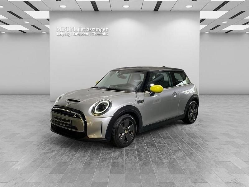 Grau Gebraucht 2023 Mini Cooper SE Kleinwagen | 19.910 € (Fairer Preis) - Bild 1/4