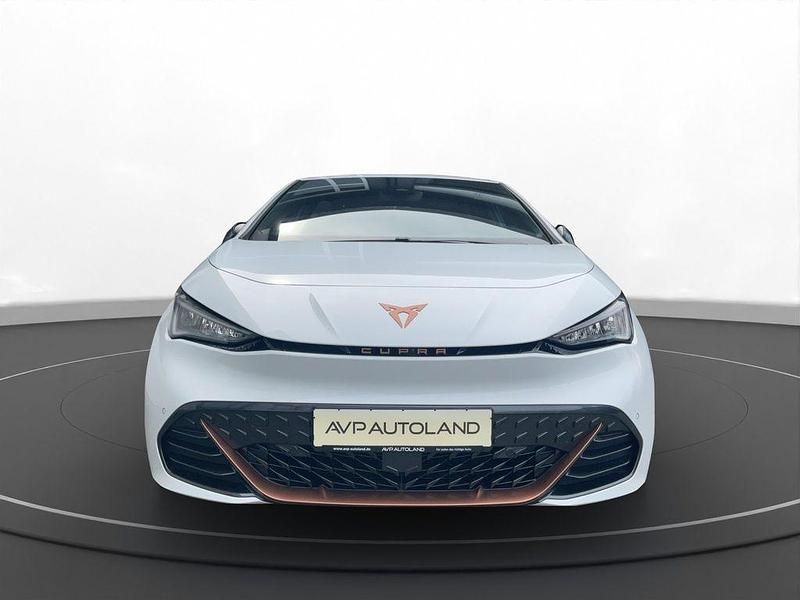 Second-hand Cupra Born e-Boost 169 kW (231 CP) 2025 Alb Hatchback