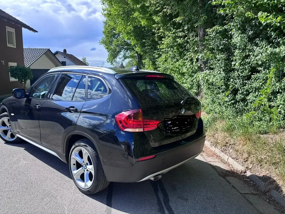 Second-hand BMW X1 177 CP (130 kW) 2010 Negru SUV
