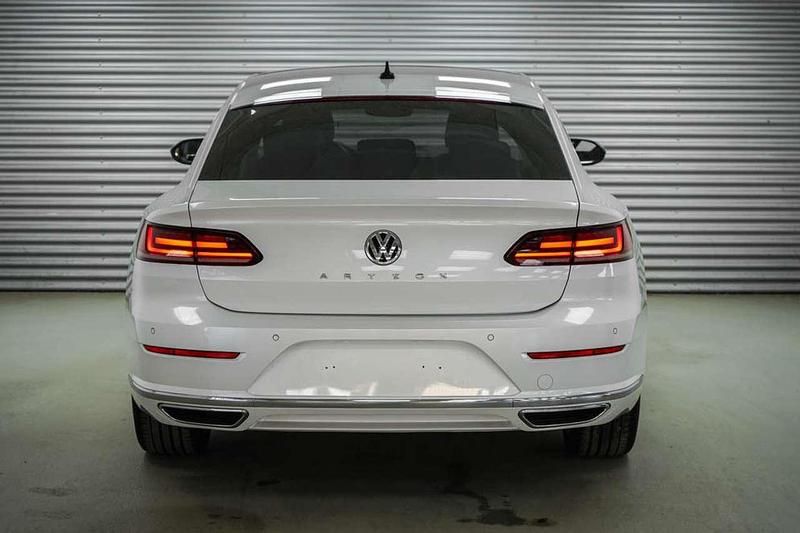 Gebraucht VW Arteon Elegance 190 PS (139 kW) 2019 Weiß Kleinwagen