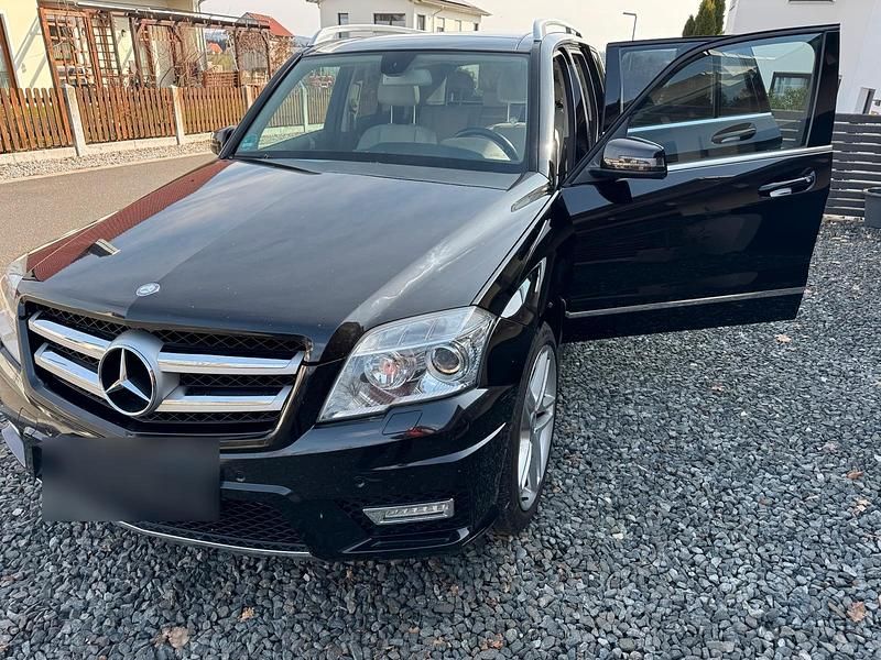 Gebraucht Mercedes GLK350 231 PS (169 kW) 2011 Schwarz SUV