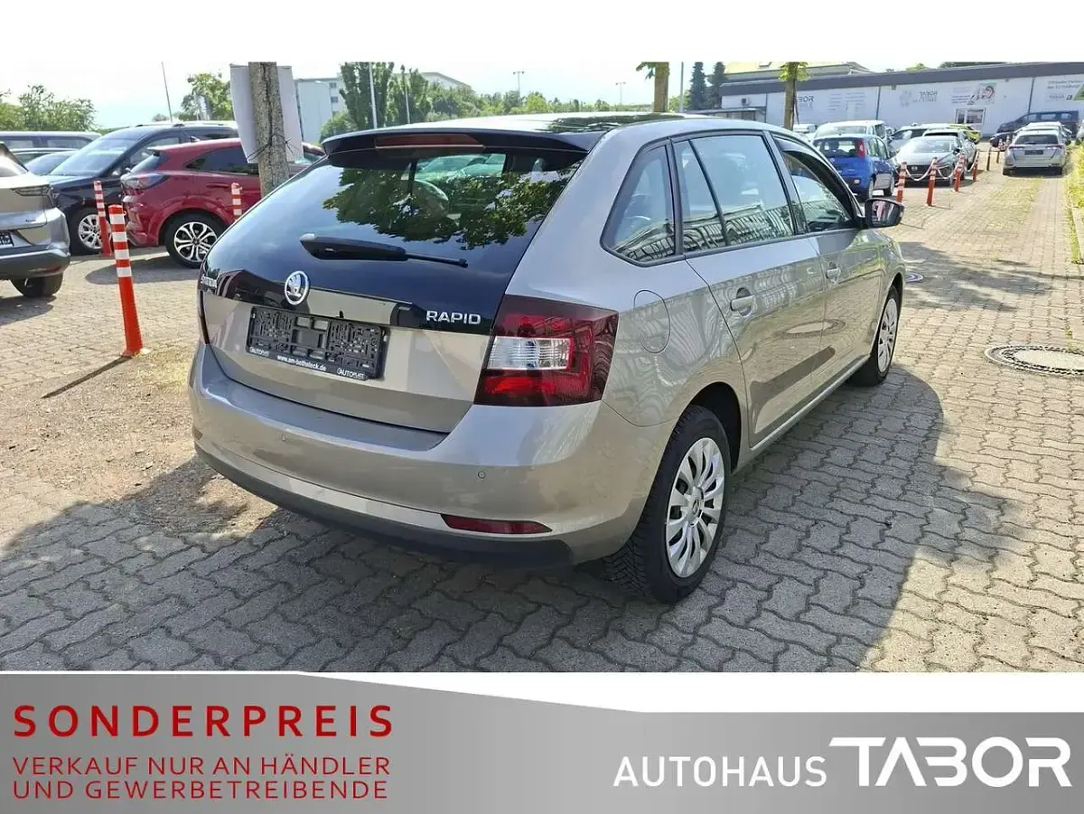 Gebraucht Skoda Rapid Ambition 110 PS (80 kW) 2018 Unbekannt Kleinwagen