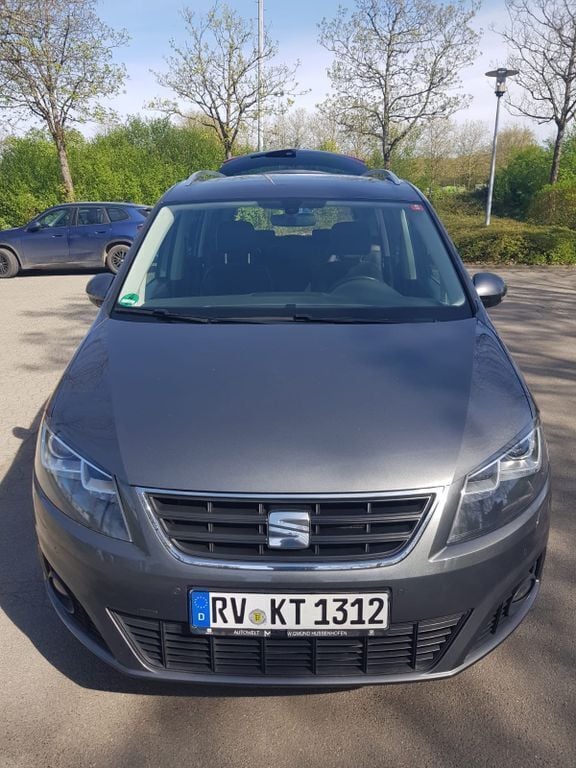 Gebraucht Seat Alhambra 4Drive 150 PS (110 kW) 2015 Grau Van / Kleinbus