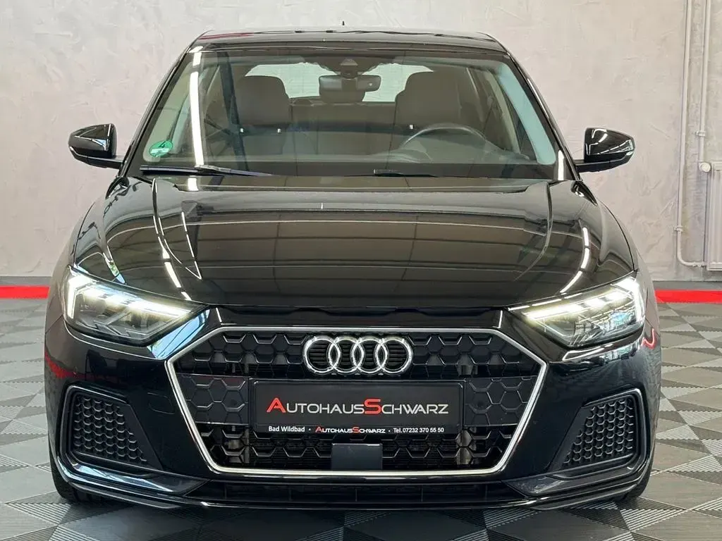 Gebraucht Audi A1 Sportback Sport 110 PS (80 kW) 2023 Mythosschwarz metallic Kleinwagen