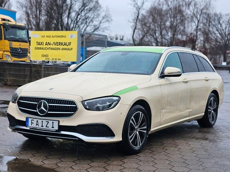 Gebraucht Mercedes E200 160 PS (117 kW) 2022 Beige Kombi