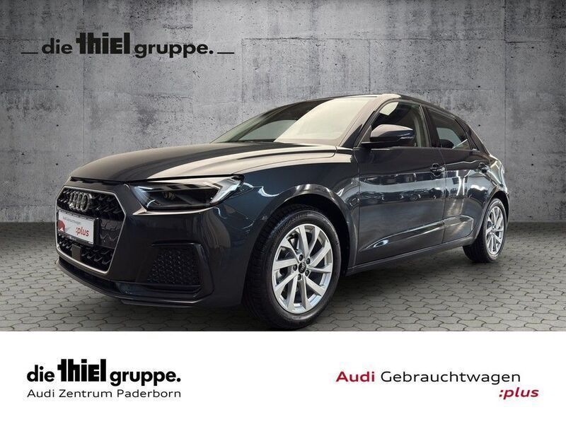 Grau Gebraucht 2024 Audi A1 Sportback Advanced Kleinwagen | 27.990 € (Fairer Preis) - Bild 1/4