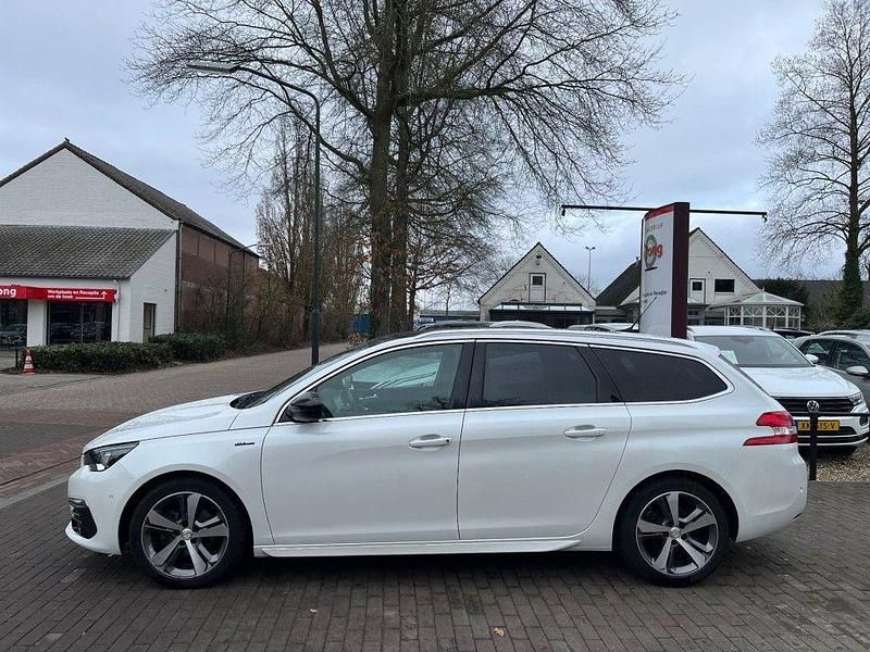 Gebraucht Peugeot 308 SW GT-line 131 PS (96 kW) 2020 Weiß Kombi