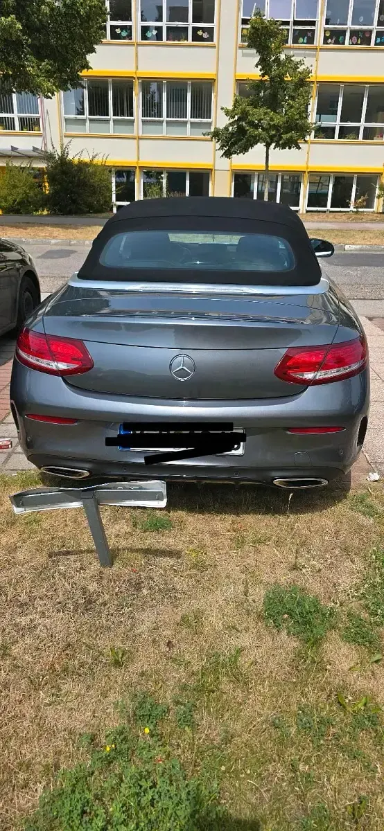 Gebraucht Mercedes C250 AMG 211 PS (155 kW) 2018 Grau Cabrio
