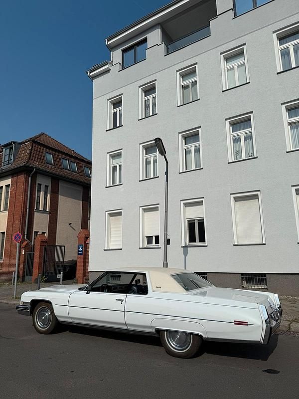 Second-hand Cadillac Deville 220 CP (161 kW) 1973 Alb Berlinǎ