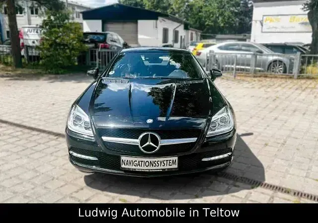 Gebraucht Mercedes SLK200 184 PS (135 kW) 2011 Schwarz Cabrio