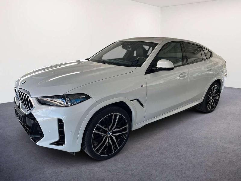 Mineral white Gebraucht 2024 BMW X6 M Sport SUV | 91.990 € (Superpreis) - Bild 1/4