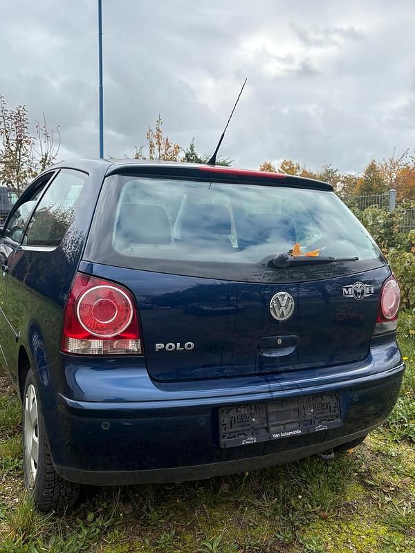 Blau Gebraucht 2005 VW Polo Kleinwagen | 500 € (Superpreis) - Bild 1/4