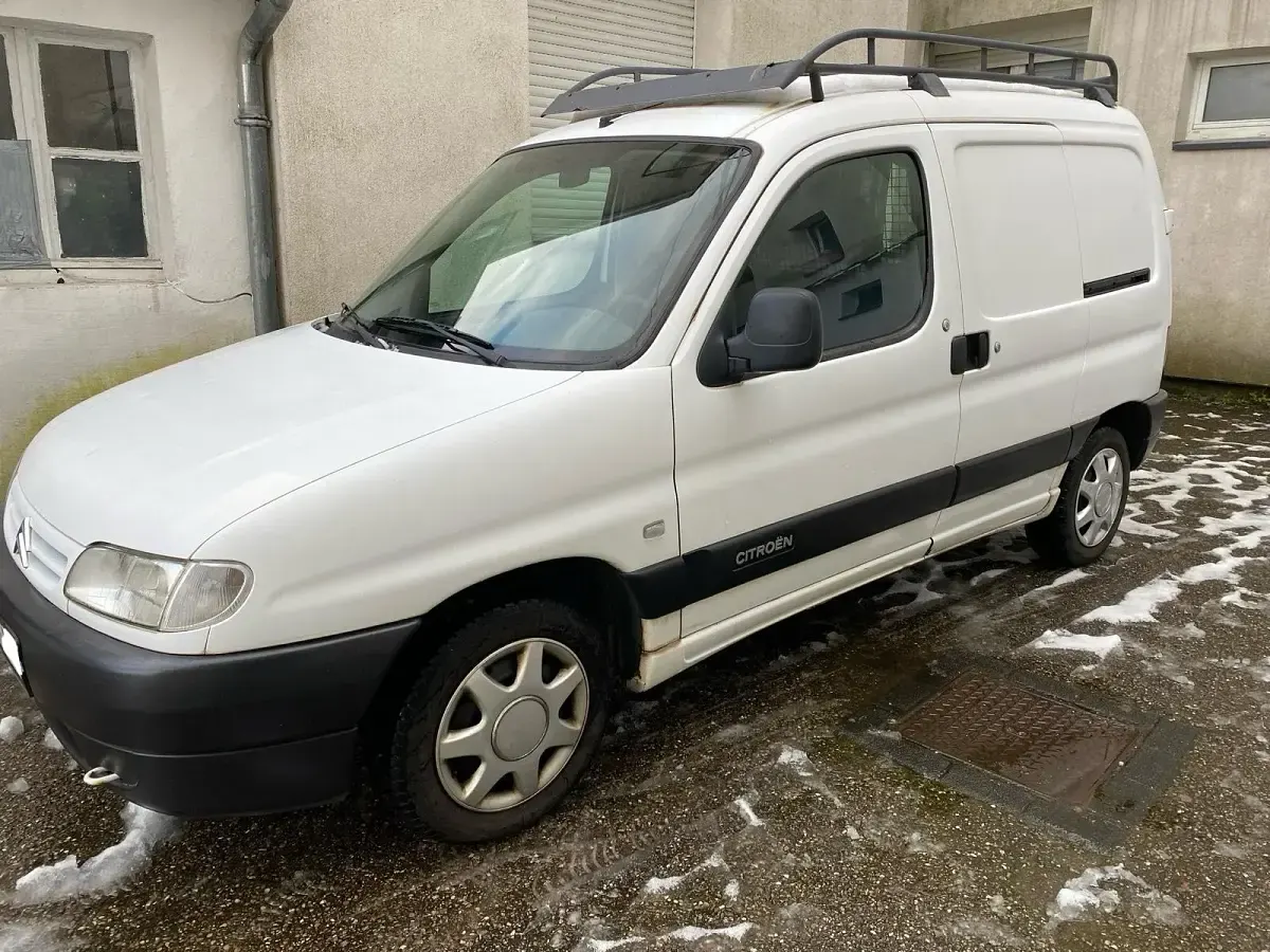 Gebraucht Peugeot Partner 90 PS (66 kW) 2001 Weiß Van / Kleinbus