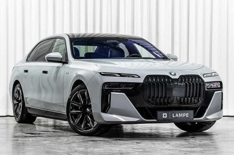 Gebraucht BMW i7 M Sport 400 kW (544 PS) 2024 Grau Limousine