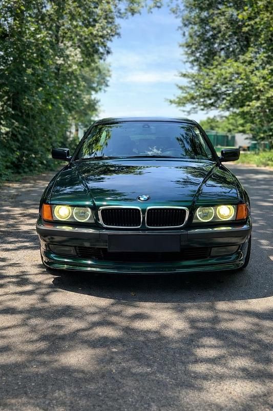 Gebraucht BMW 728 197 PS (144 kW) 1997 Andere farben Limousine