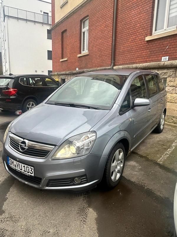 Gebraucht Opel Zafira 143 PS (105 kW) 2007 Silber Van / Kleinbus