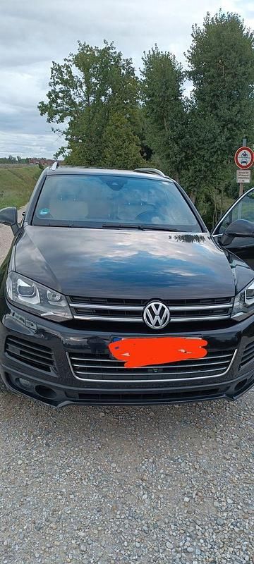 Schwarz Gebraucht 2013 VW Touareg SUV | 15.800 € (Guter Preis) - Bild 1/4