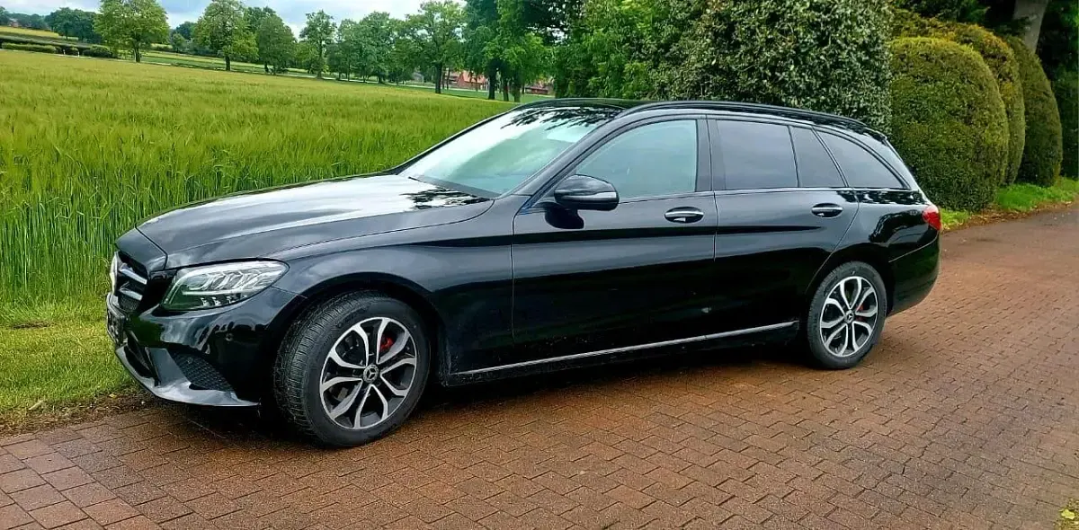 Gebraucht Mercedes 220 198 PS (145 kW) 2018 Schwarz Kombi