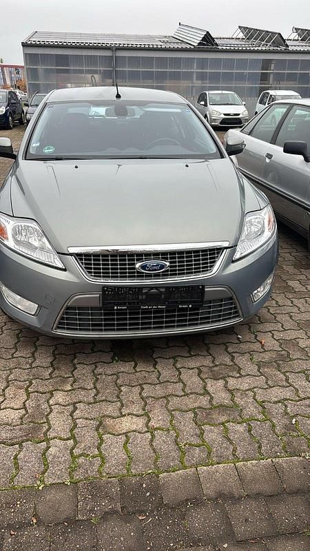 Grau Gebraucht 2010 Ford Mondeo Limousine | 7.550 € (Etwas zu teuer) - Bild 1/4