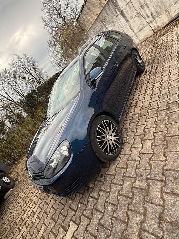 Gebraucht VW Golf VII 90 PS (66 kW) 2012 Blau Kombi