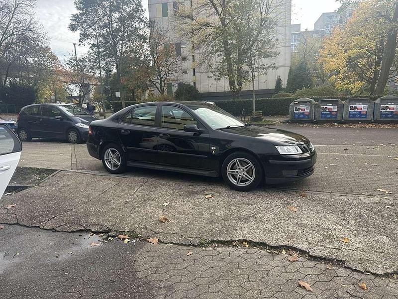 Second-hand Saab 9-3 Linear 122 CP (89 kW) 2004 Negru Berlinǎ