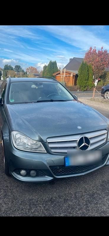 Gebraucht Mercedes C220 170 PS (125 kW) 2011 Grau Kombi