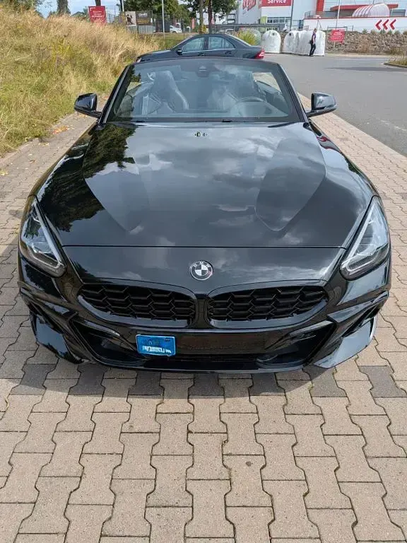 Gebraucht BMW Z4 Performance 197 PS (144 kW) 2025 Schwarz Cabrio