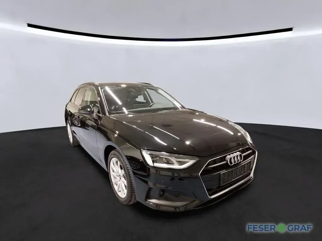Second-hand Audi A4 150 CP (110 kW) 2022 Negru Break