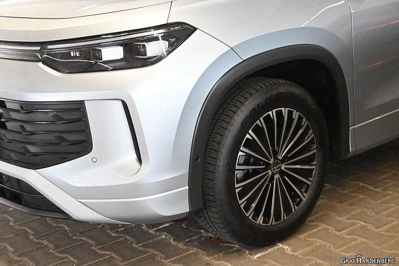 Gebraucht VW Tayron IQ Drive 193 PS (141 kW) 2025 Silber SUV