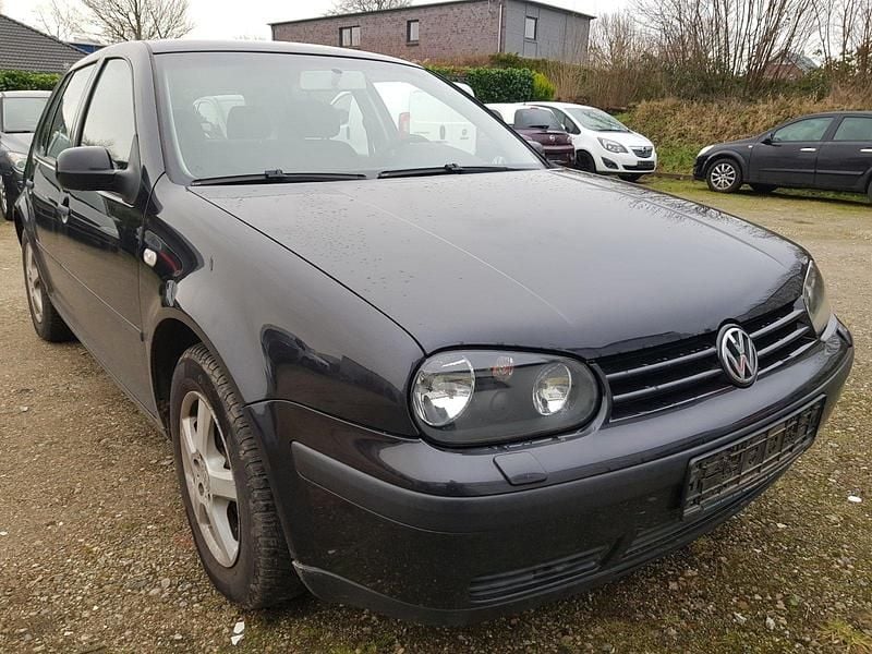 Schwarz Gebraucht 2002 VW Golf IV Limousine | 500 € (Superpreis) - Bild 1/4