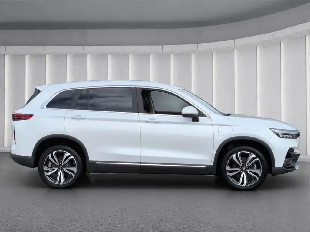 Gebraucht Elaris Beo 150 kW (204 PS) 2023 Weiss SUV