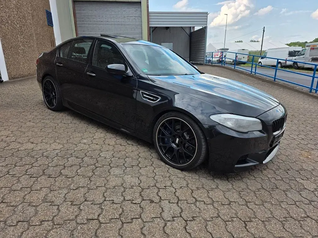 Gebraucht BMW M5 Performance 560 PS (411 kW) 2012 Schwarz Limousine