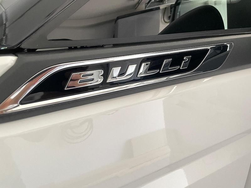 Gebraucht VW Multivan Edition 218 PS (160 kW) 2023 Weiß Van