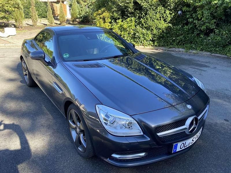 Gebraucht Mercedes SLK250 204 PS (150 kW) 2015 Grau Cabrio
