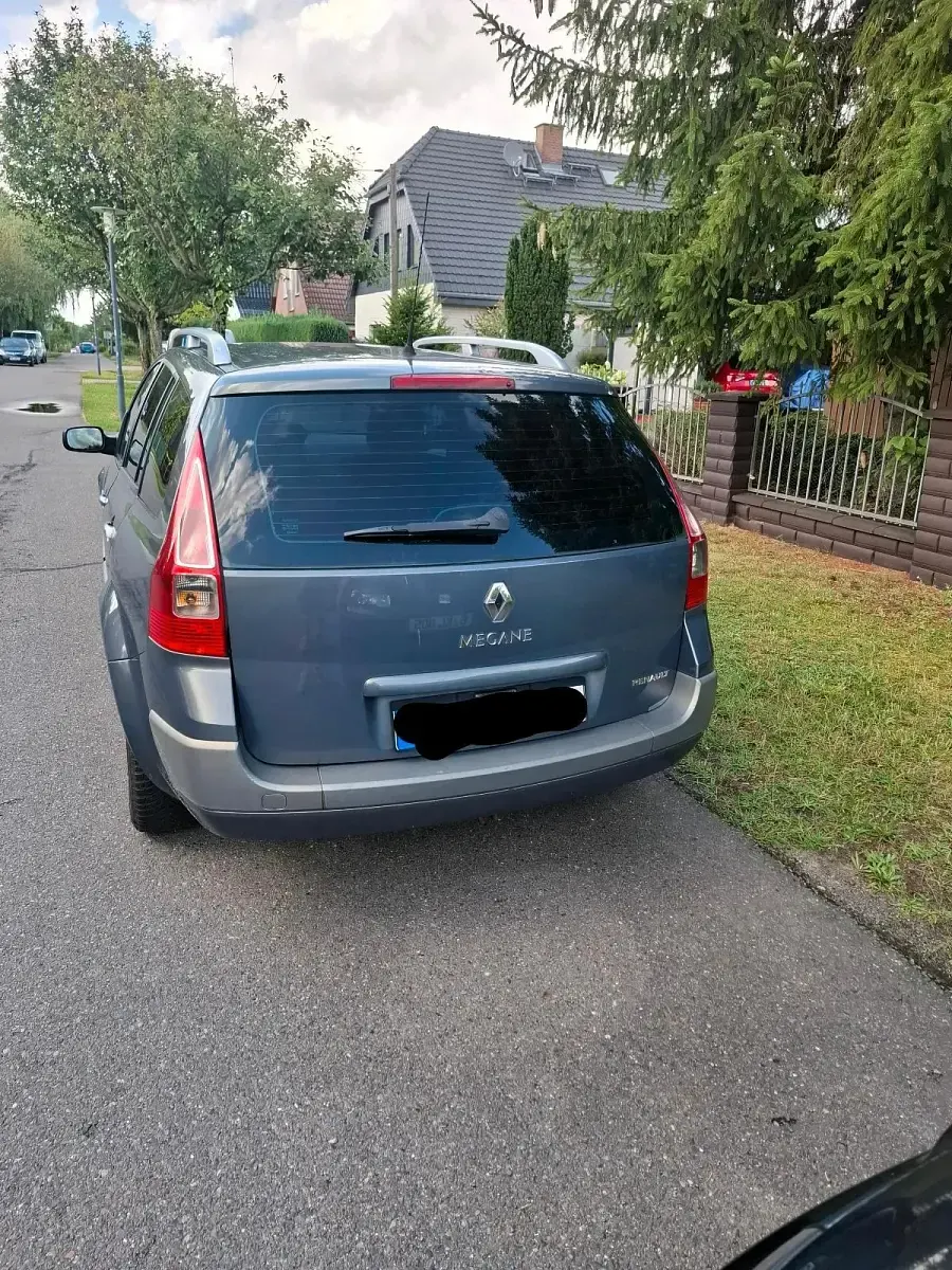 Gebraucht Renault Mégane GrandTour 99 PS (72 kW) 2007 Grau Kombi