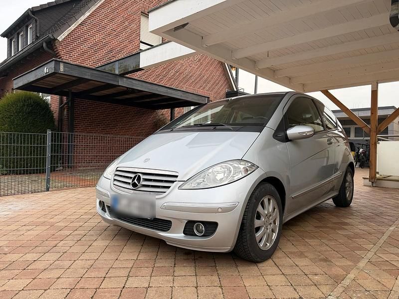 Gebraucht Mercedes A160 82 PS (60 kW) 2005 Silber Kleinwagen