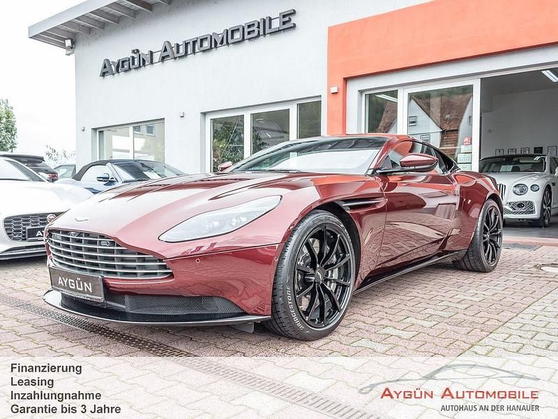 Gebraucht Aston Martin DB11 639 PS (469 kW) 2022 Rot Coupé