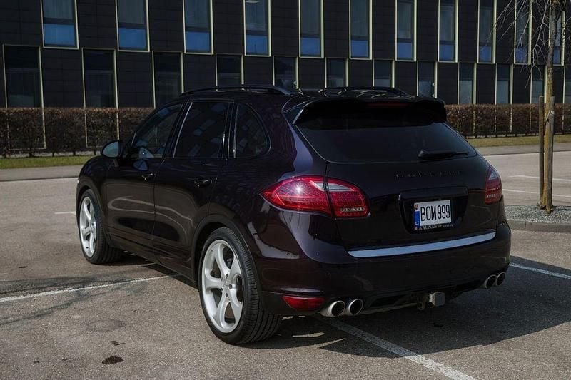 Gebraucht Porsche Cayenne 400 PS (294 kW) 2011 SUV