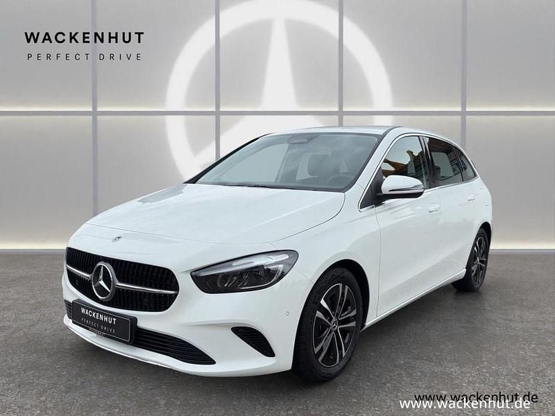 Weiss Gebraucht 2024 Mercedes B200 Advanced Van / Kleinbus | 34.460 € (Etwas zu teuer) - Bild 1/4