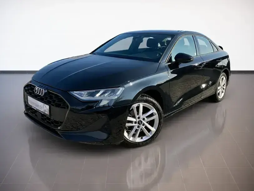Używany Audi A3 Ambiente 150 KM (110 kW) 2024 Czarny Sedan/Limuzyna