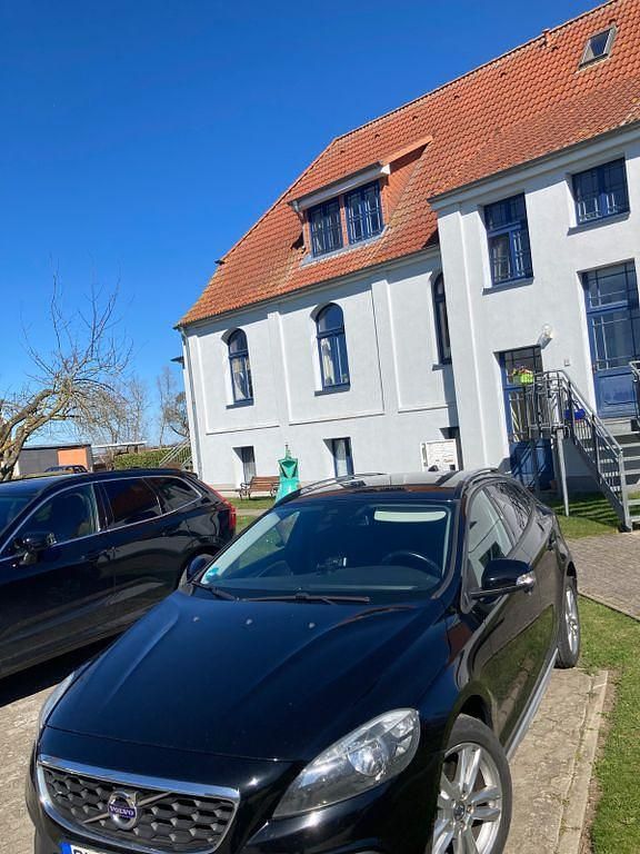 Gebraucht Volvo V40 CC 114 PS (83 kW) 2014 Schwarz Kombi