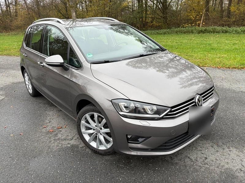 Grau Gebraucht 2016 VW Golf Sportsvan Van / Kleinbus | 13.499 € (Fairer Preis) - Bild 1/4